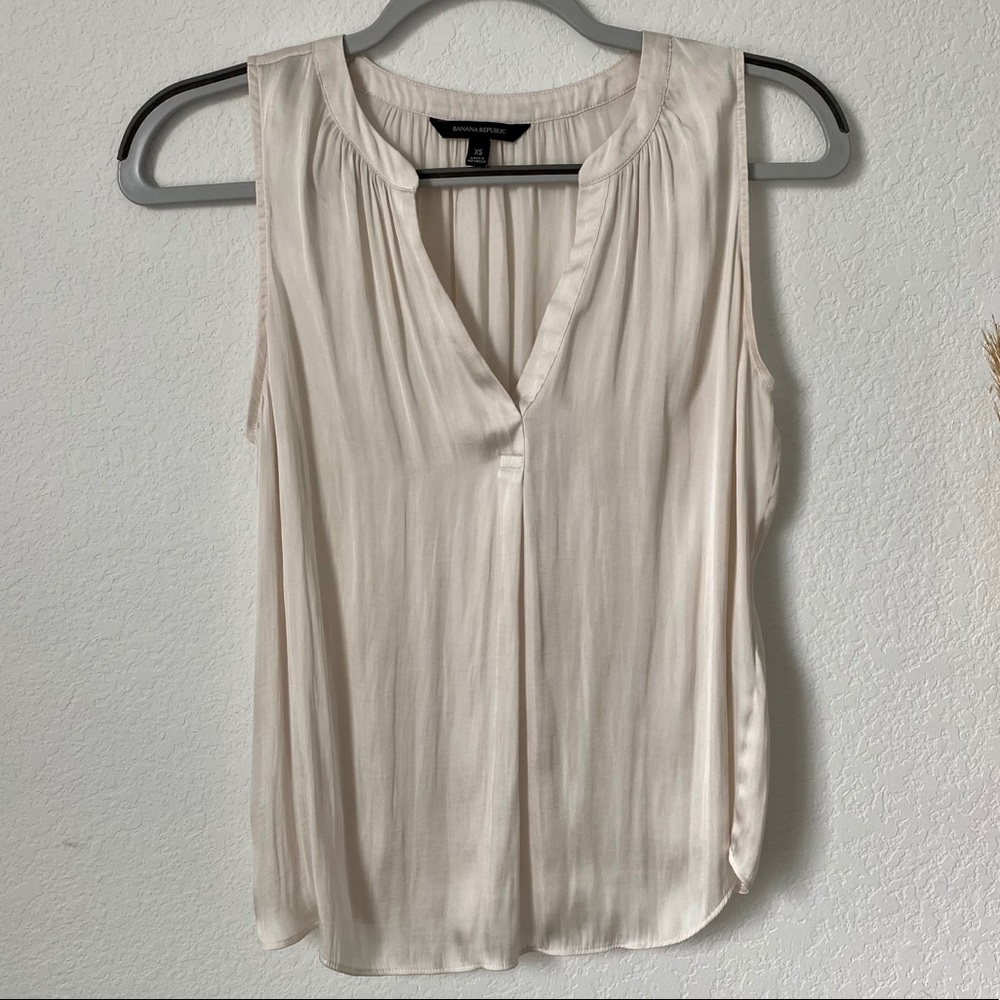 Banana Republic Silky Blouse Tank